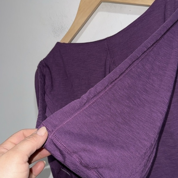 Old navy purple hoodie light weight shirt drawstring kangaroo pocket front small - Picture 6 of 6